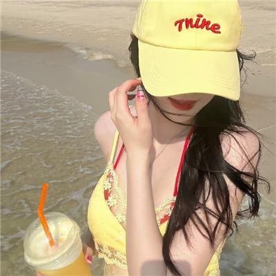 金发美人